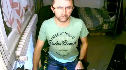 Snapshot of lokoum39 chatting on January 2025 06:13:02 PM lokoum39 online show from January 2025 06:13:02 PM