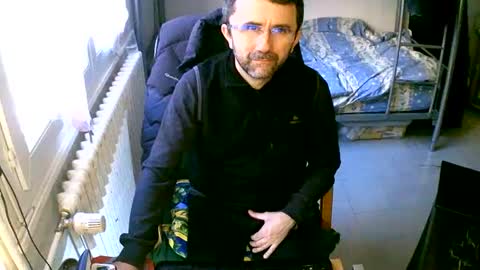 Snapshot of lokoum39 chatting on January 2025 03:15:01 PM lokoum39 online show from January 2025 03:15:01 PM