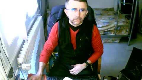 Snapshot of lokoum39 chatting on January 2025 03:54:02 PM lokoum39 online show from January 2025 03:54:02 PM