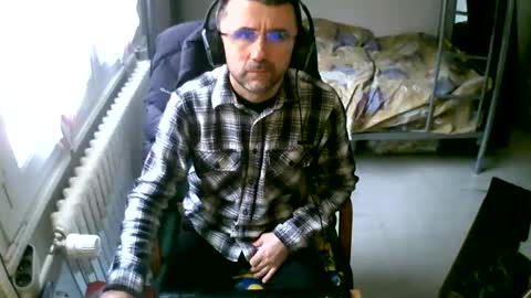 Snapshot of lokoum39 chatting on February 2025 12:08:01 PM lokoum39 online show from February 2025 12:08:01 PM