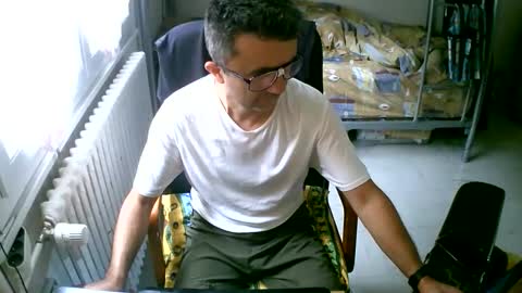 Snapshot of lokoum39 chatting on September 2025 09:20:01 AM lokoum39 online show from September 2025 09:20:01 AM