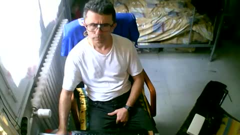 Snapshot of lokoum39 chatting on September 2025 11:33:02 AM lokoum39 online show from September 2025 11:33:02 AM