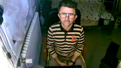 Snapshot of lokoum39 chatting on November 2025 05:23:01 PM lokoum39 online show from November 2025 05:23:01 PM