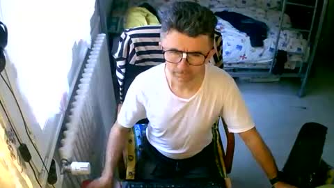 Snapshot of lokoum39 chatting on November 2025 09:31:02 AM lokoum39 online show from November 2025 09:31:02 AM