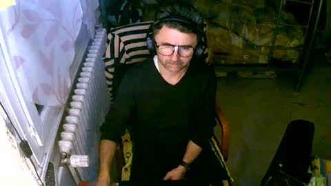 lokoum39 online show from November 2025 06:32:01 PM