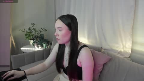 Lola online show from February 2026 02:21:02 AM