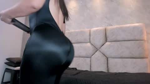 Snapshot of lola__sweet0591 chatting on January 2025 01:35:01 PM Lola Sweet online show from January 2025 01:35:01 PM