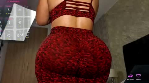 Lola Sweet online show from April 2026 11:12:01 AM