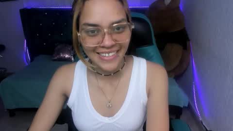 Lola online show from September 2025 03:58:02 PM