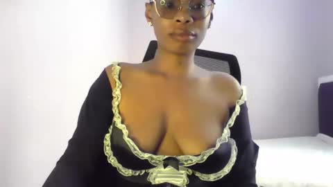 Lola Coco online show from February 2026 10:14:01 AM