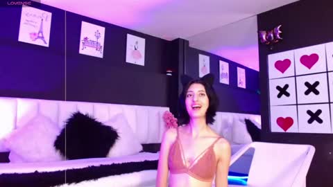Lola online show from March 2025 01:24:02 PM