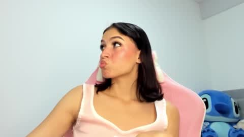 Snapshot of lola_kamila chatting on February 2025 03:45:02 AM Lola Kamila online show from February 2025 03:45:02 AM