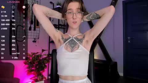 Snapshot of lola_missy chatting on March 2025 05:53:01 AM Lola online show from March 2025 05:53:01 AM