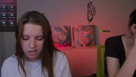 Lola online show from November 2025 07:15:01 PM