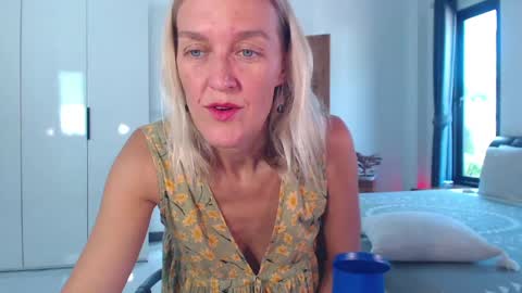 Lola online show from March 2026 07:57:01 AM