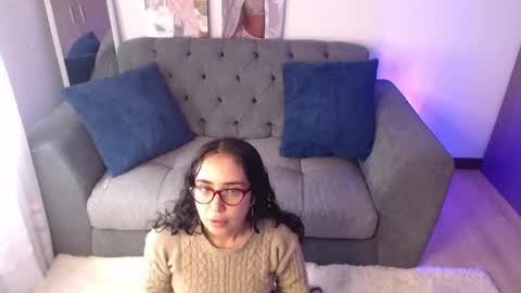 lolaandcamille online show from March 2025 01:12:01 PM