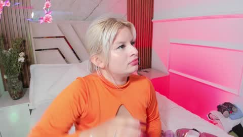 Lola Angel online show from January 2025 08:14:01 PM