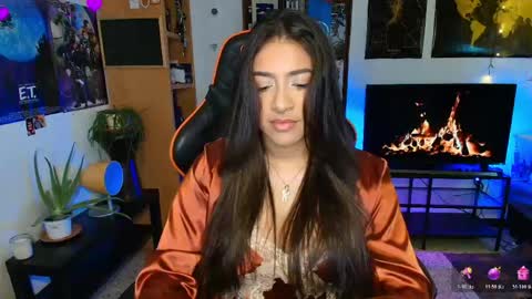 lolaasmith_21 online show from May 2026 07:43:02 PM