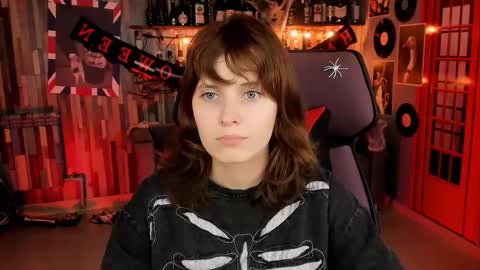 Snapshot of lolaasmus chatting on October 2025 05:48:02 AM I consider myself the god Loki but life just calls me LOL online show from October 2025 05:48:02 AM