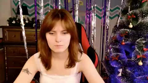 Snapshot of lolaasmus chatting on December 2025 01:27:01 PM I consider myself the god Loki but life just calls me LOL online show from December 2025 01:27:01 PM