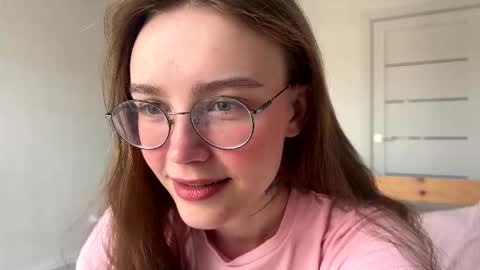 lolaatate online show from March 2026 05:11:01 AM