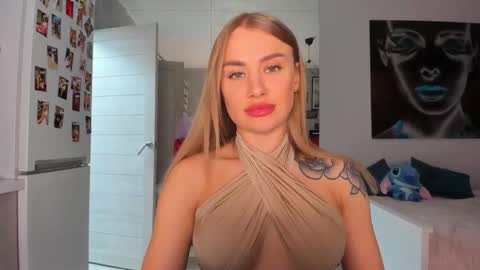 Snapshot of lolabani675452 chatting on December 2025 10:22:01 AM lolabani675452 online show from December 2025 10:22:01 AM