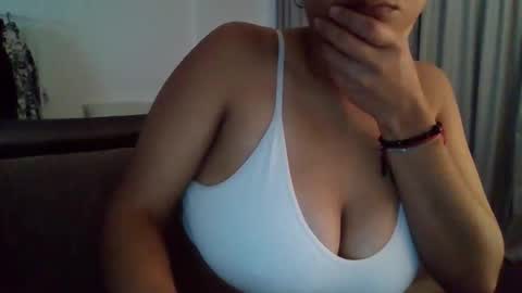 lolacloud online show from April 2026 11:49:02 PM