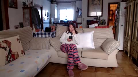 LOLA HUESO y ERIC online show from January 2025 09:15:01 AM