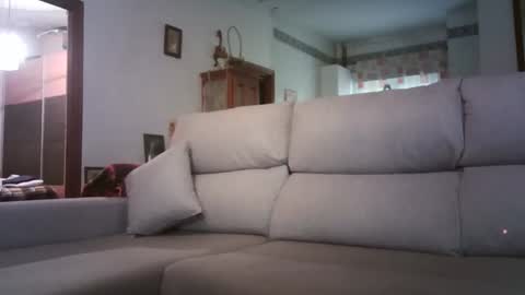 Snapshot of lolahueso chatting on March 2026 09:04:01 AM LOLA HUESO y ERIC online show from March 2026 09:04:01 AM