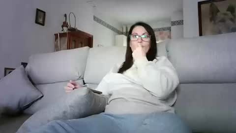 Snapshot of lolahueso chatting on March 2026 09:26:01 AM LOLA HUESO y ERIC online show from March 2026 09:26:01 AM