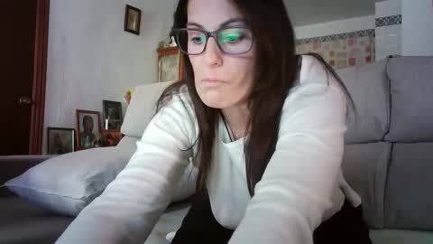 LOLA HUESO y ERIC online show from April 2026 02:47:02 PM