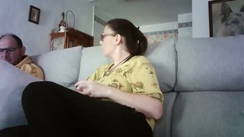 LOLA HUESO y ERIC online show from April 2026 02:48:01 PM