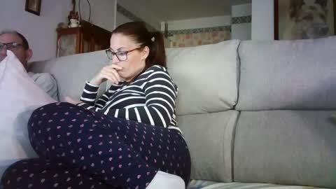 LOLA HUESO y ERIC online show from April 2026 05:30:01 PM