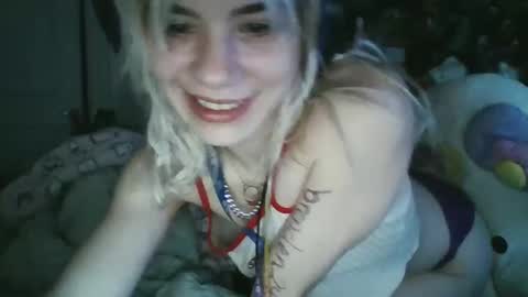 Snapshot of lolalixx6969 chatting on January 2025 05:33:01 PM Lola Lixx online show from January 2025 05:33:01 PM