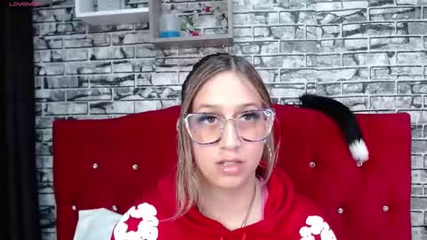Snapshot of lolalove_vip chatting on September 2025 01:27:01 PM lolalove vip online show from September 2025 01:27:01 PM