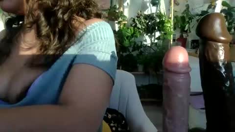 Snapshot of lolalustful chatting on January 2025 09:39:02 PM Lola Lustful online show from January 2025 09:39:02 PM