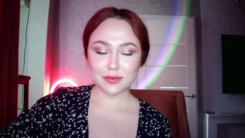 Lola online show from September 2025 12:32:01 PM