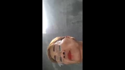 Snapshot of lolamommie chatting on February 2025 03:00:02 AM tey online show from February 2025 03:00:02 AM