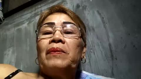 Snapshot of lolamommie chatting on February 2025 06:20:01 AM tey online show from February 2025 06:20:01 AM