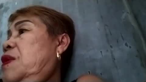 Snapshot of lolamommie chatting on February 2025 07:10:01 AM tey online show from February 2025 07:10:01 AM