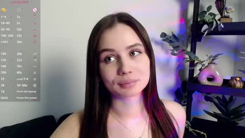lolapalmer_ online show from December 2024 11:46:01 PM
