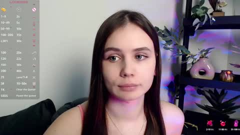 lolapalmer_ online show from December 2024 11:36:02 PM