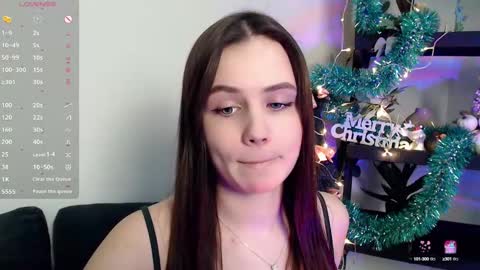 lolapalmer_ online show from December 2024 12:22:02 AM