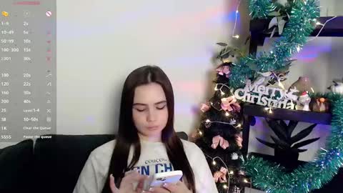 lolapalmer_ online show from December 2024 02:54:02 AM