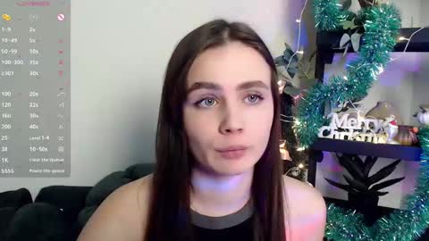lolapalmer_ online show from January 2025 04:44:01 AM