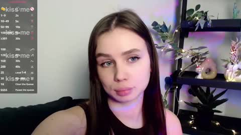 lolapalmer_ online show from February 2025 02:46:01 AM