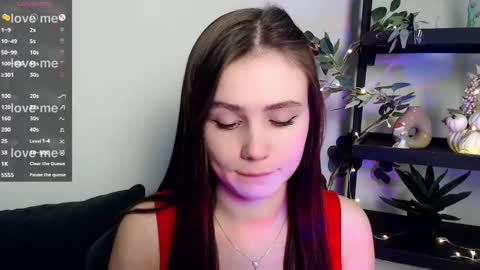 lolapalmer_ online show from February 2025 08:13:02 PM