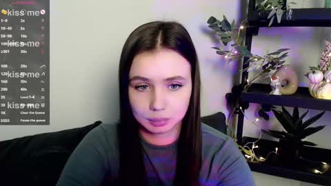 lolapalmer_ online show from February 2025 03:15:02 AM