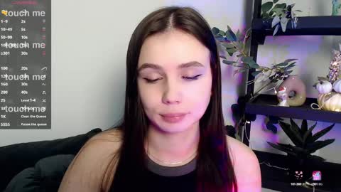 lolapalmer_ online show from February 2025 01:47:02 AM