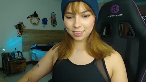 Snapshot of lolaverse chatting on September 2025 05:02:01 PM Lola doll online show from September 2025 05:02:01 PM